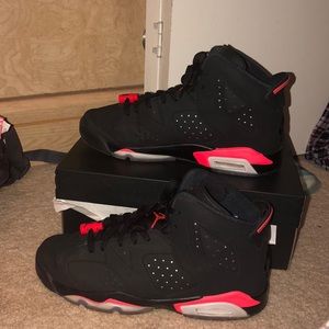 Infrared 6’s size 7